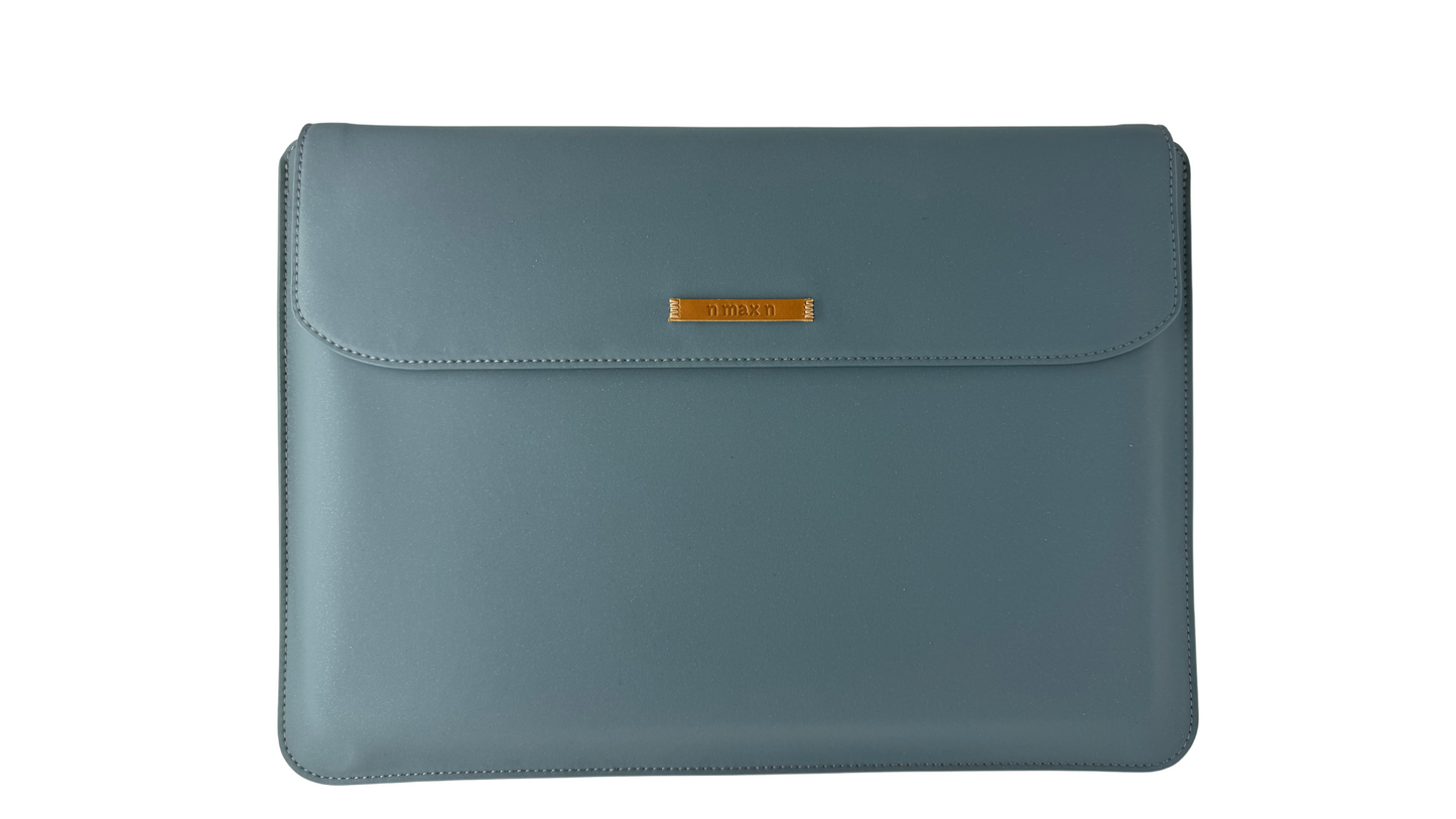 Vegan Leather Sleeve case “Fleeve” for laptop