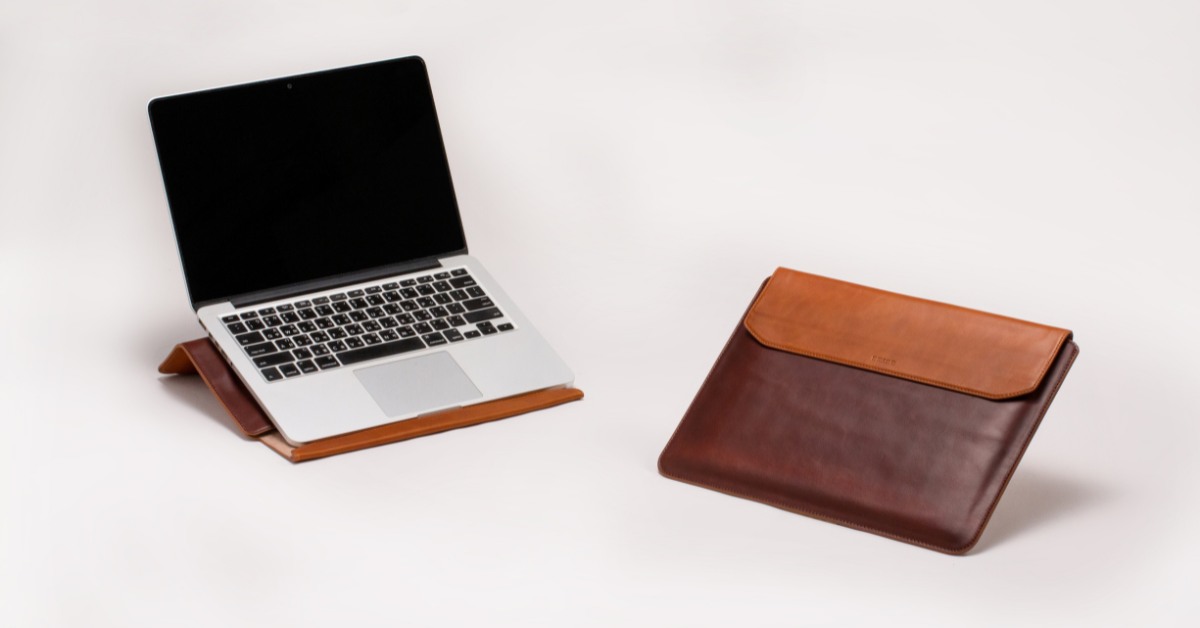 Genuine Leather Sleeve case “Fleeve” for laptop 13inch