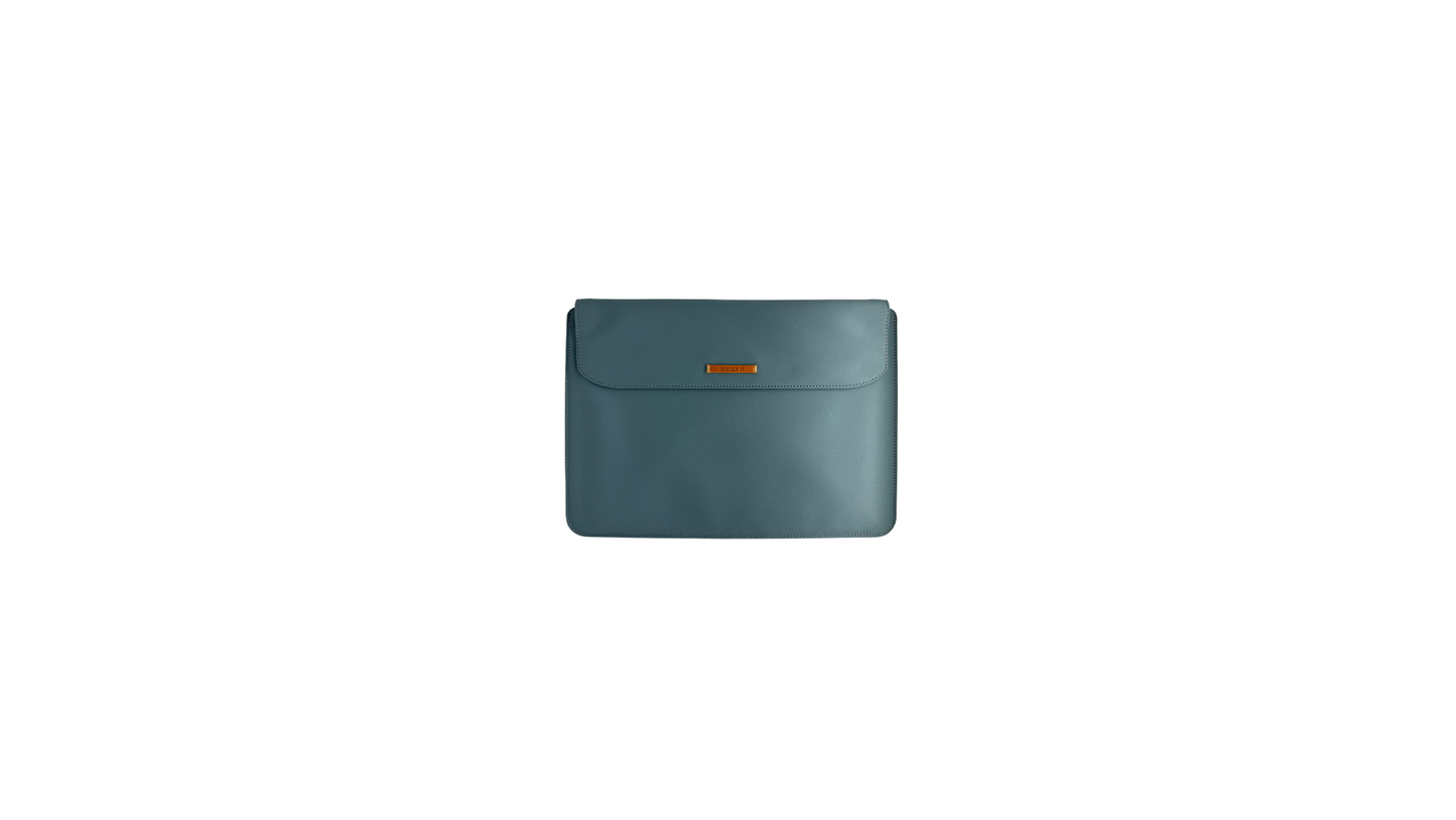 Vegan Leather Sleeve case “Fleeve” for laptop